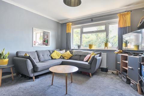 2 bedroom maisonette for sale, Milford Gardens, Chandler's Ford, Eastleigh, Hampshire, SO53