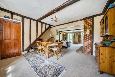 undefined, Hare Lane, Lingfield, Surrey