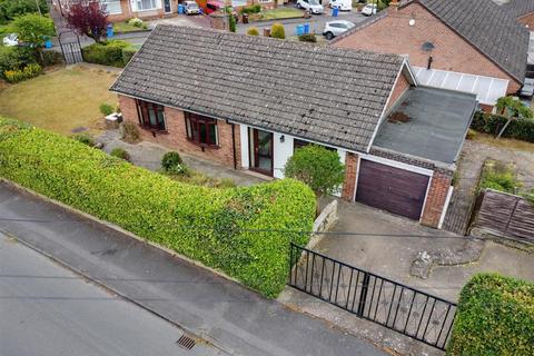 3 bedroom detached bungalow for sale, Braefield Close, Kirk Hallam