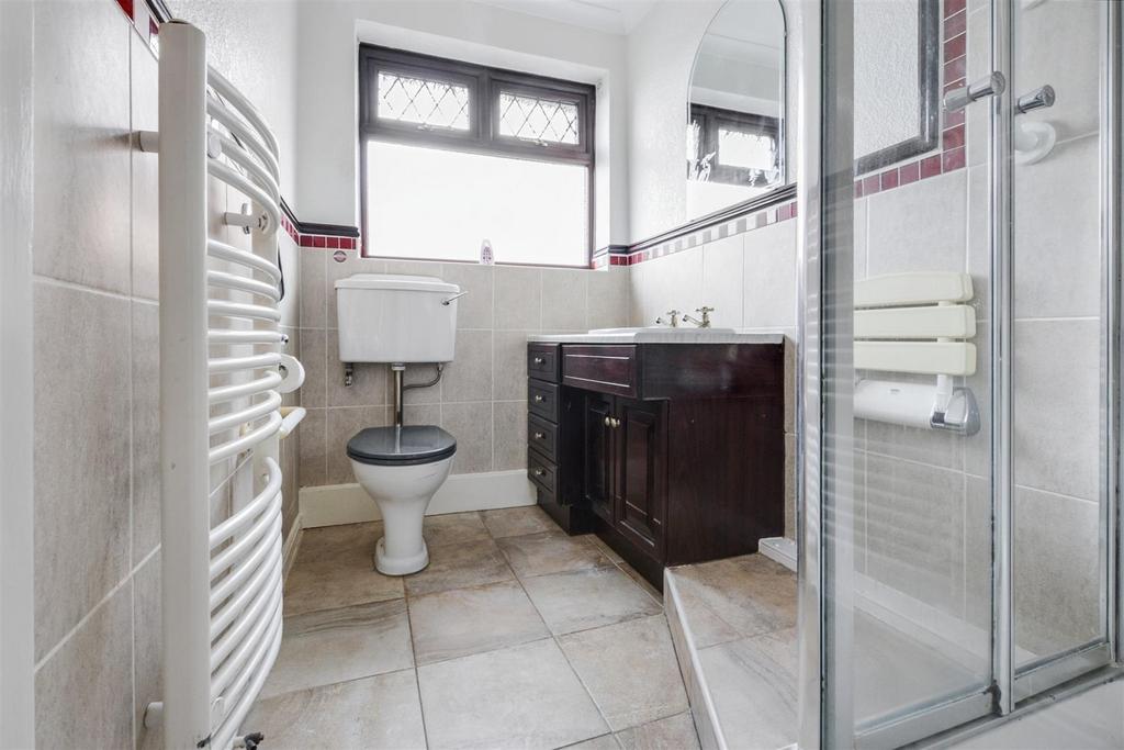 Shower Room 1.jpeg