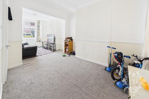 2 bedroom terraced house for sale, Edward Street, Middlesbrough, TS3 6JJ