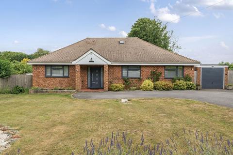3 bedroom detached bungalow for sale, Stockbridge Road, Lopcombe, Salisbury, SP5 1BW