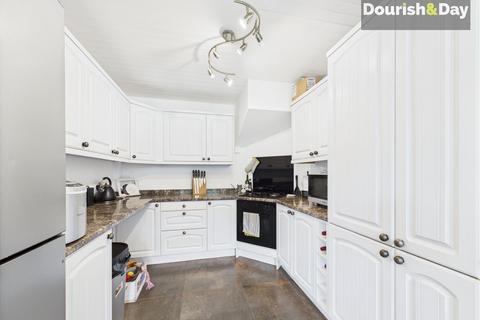 32 Trinity Rise, Stafford, ST16 1RX
