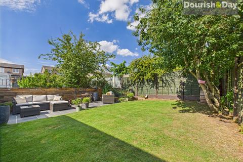 32 Trinity Rise, Stafford, ST16 1RX