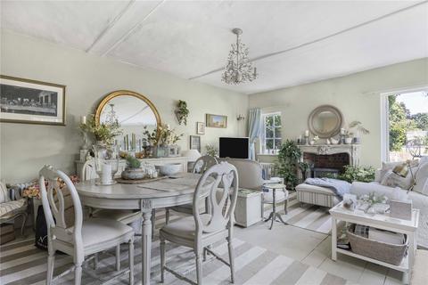 2 bedroom terraced house for sale, High Street, Wargrave