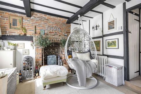 2 bedroom terraced house for sale, High Street, Wargrave