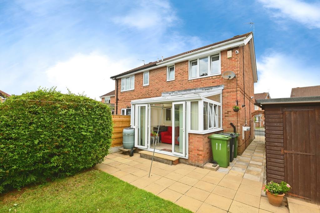 House in York, Foxwood - View 4