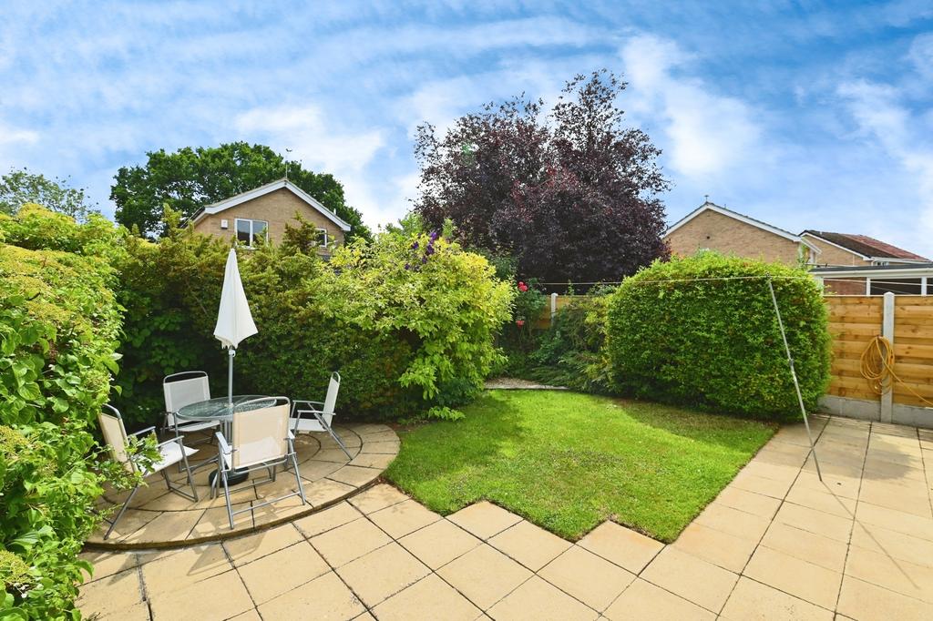 House in York, Foxwood - More