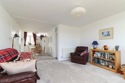 2 bedroom flat for sale, Carmel Court, Gainsborough Road, Birchington, Kent, CT7