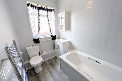 4 Abbots Avenue, Kilwinning, KA13 6BZ