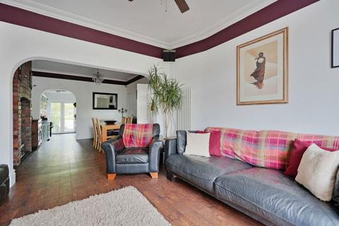 205 High Greave, Sheffield, S5 9GS