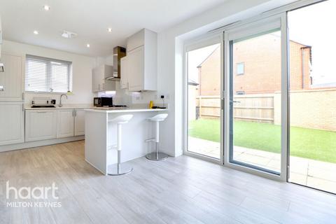 4 bedroom detached house for sale, Harris Way, Glebe Farm