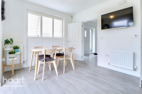 4 bedroom detached house for sale, Harris Way, Glebe Farm