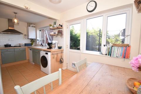 29 Crockwells Road, Exminster, Exeter, EX6 8DH