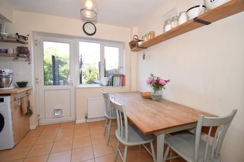 29 Crockwells Road, Exminster, Exeter, EX6 8DH