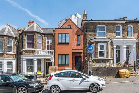 undefined, Laurie Grove, New Cross, London, SE14