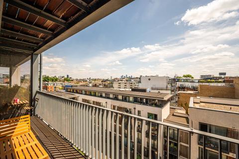 1 bedroom flat for sale, City Walk, London Bridge, London, SE1
