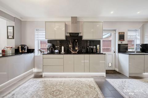 undefined, Great Berry Lane, Basildon SS16