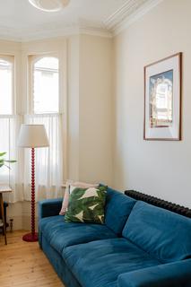 4 bedroom terraced house for sale, Ferndale Road, London E11