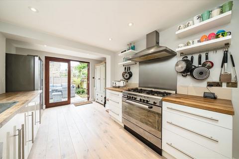 4 bedroom semi-detached house for sale, Underhill Road, London SE22