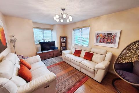 undefined, Wakes Drive, Monton, M30