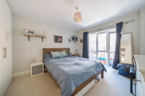 2 bedroom apartment for sale, South Norwood Hill, London, SE25