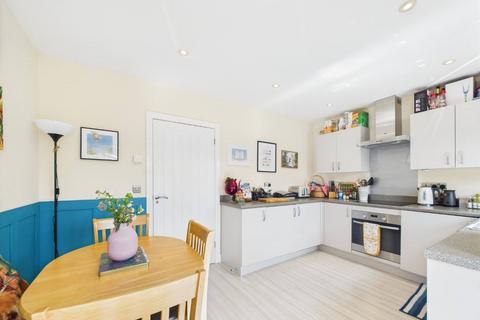 3 bedroom terraced house for sale, Middleton Gate, Middleton On The Wolds, YO25 9EU