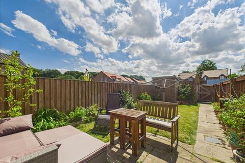 3 bedroom terraced house for sale, Middleton Gate, Middleton On The Wolds, YO25 9EU