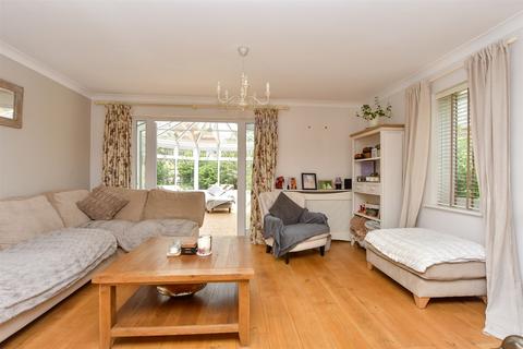 4 bedroom detached house for sale, Sandling Way, Chatham ME4