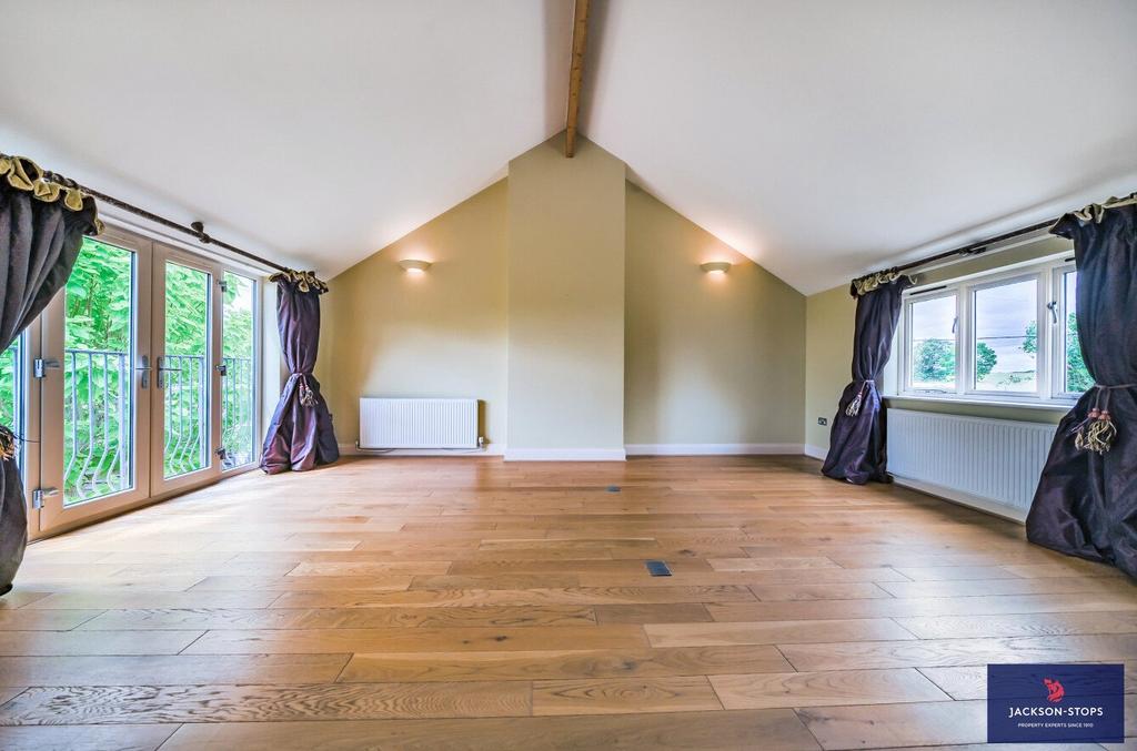 Principal Bedroom