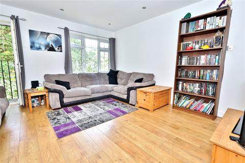 2 bedroom apartment for sale, Ockenden Close, Woking, Surrey, GU22