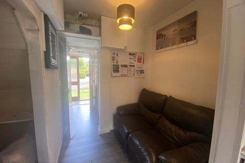undefined, En-Suite Rooms Available, Toll House, Rednal, B45 8TX