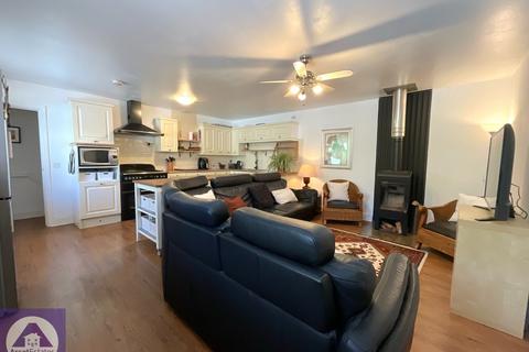 4 bedroom detached house for sale, The Old Spillers, Abertillery
