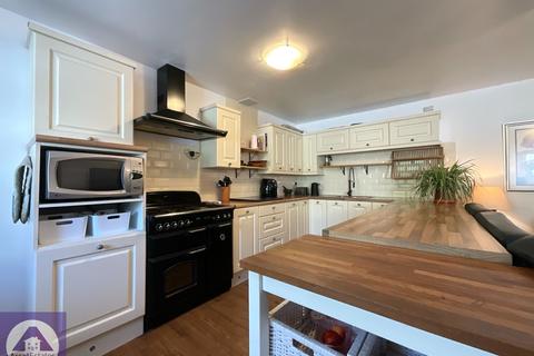 4 bedroom detached house for sale, The Old Spillers, Abertillery