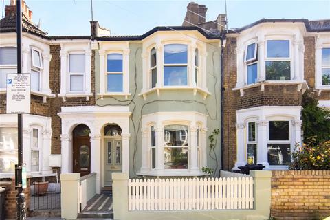 6 Roding Road, London, E5 0DW