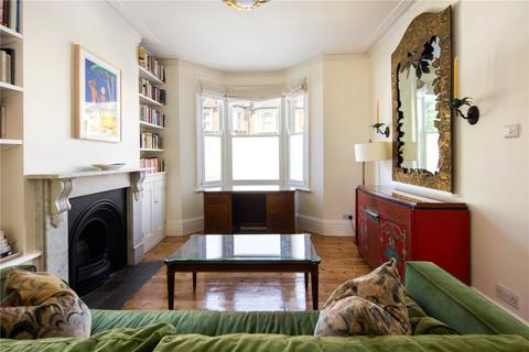 6 Roding Road, London, E5 0DW