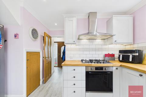 27 Briar Dene, Sketty, Swansea, SA2 8JP