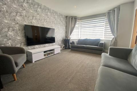 28 Ashton Crescent, Chadderton, Oldham, OL9 8HE