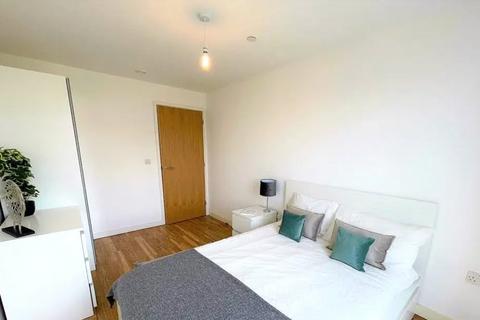 1 bedroom flat for sale, Aire, Cross Green Lane, LS9