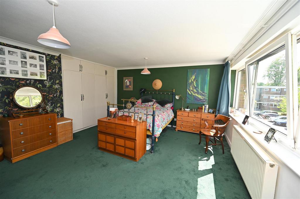Bedroom1.2.JPG