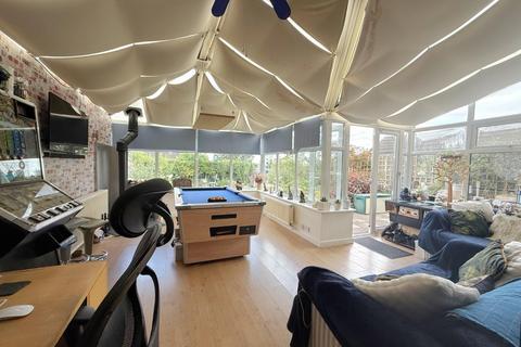 3 bedroom detached house for sale, Jean Drive, Leicester, LE4