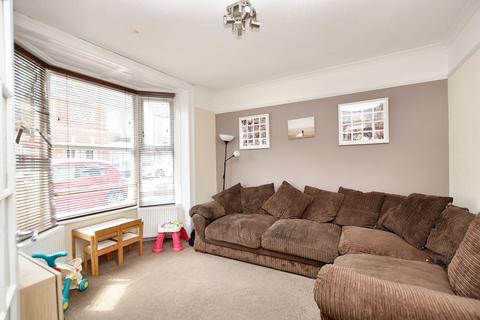 2 bedroom terraced house for sale, Sussex Avenue, Ashford TN24
