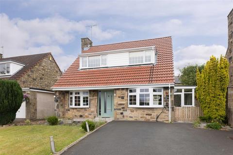 4 bedroom detached house for sale, Ash Hill Gardens, Leeds LS17