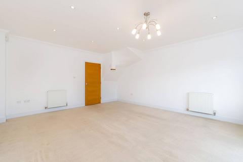 3, Brunswick Terrace Banchory Road, London, SE3 8AL
