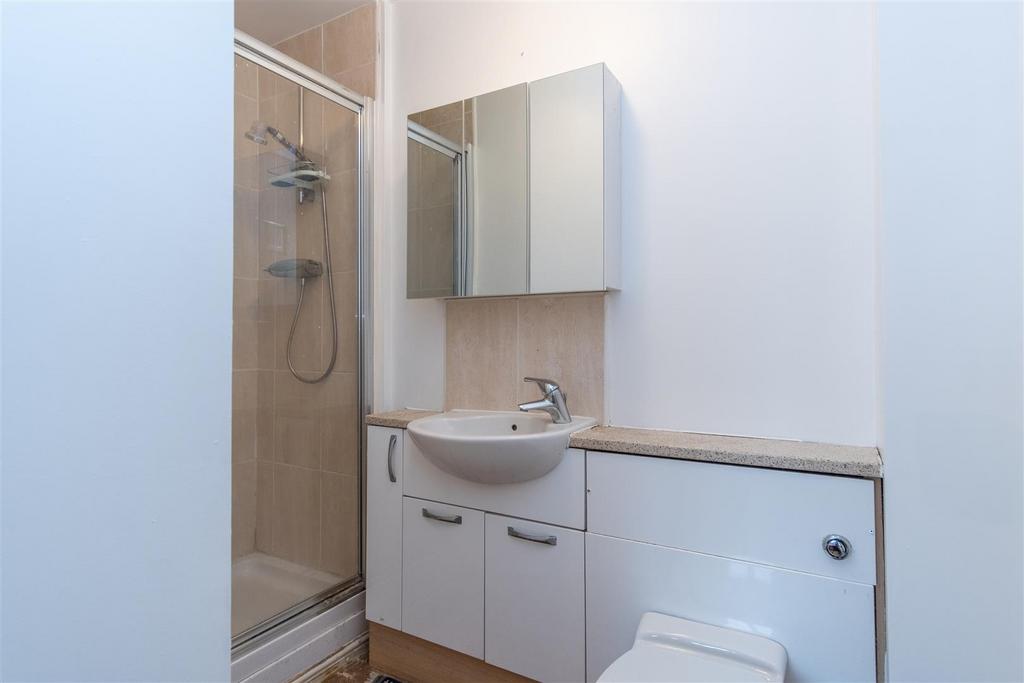 Master Ensuite