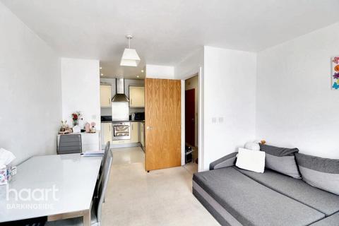 undefined, Monarch Way, Newbury Park