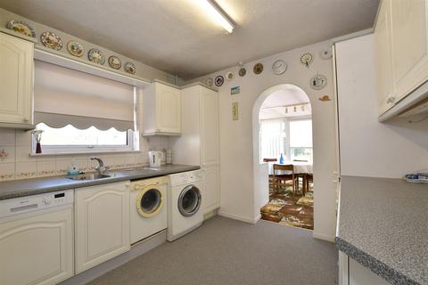 2 bedroom detached bungalow for sale, First Avenue, Wickford, Essex