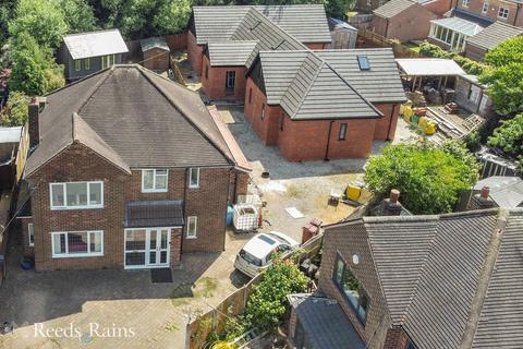 5 bedroom detached house for sale, Withenfield, Manchester M23