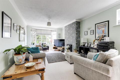 undefined, Skithorne Rise, Lowdham NG14