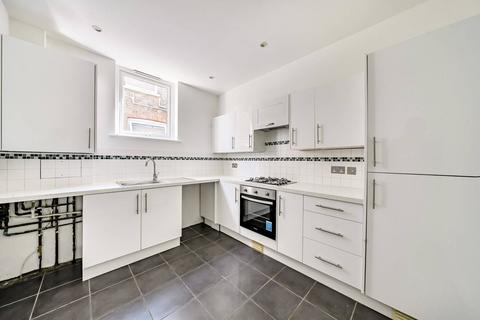 Yeats Close, Hanwell, London, W7